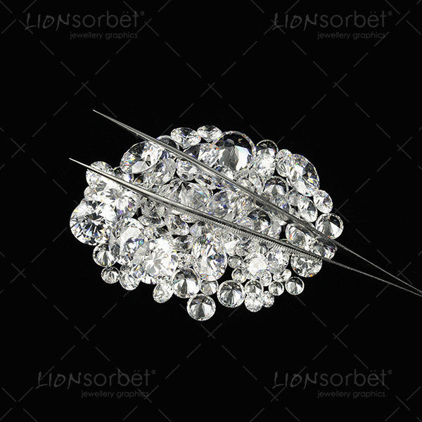 picture of diamonds with tweezers