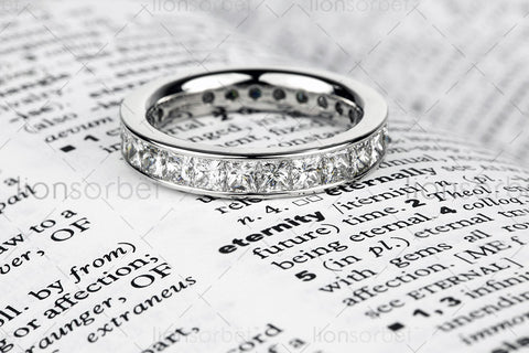 Eternity Ring and Dictionary - MJ1010