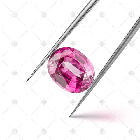 Pink Diamond in tweezers - GS1012