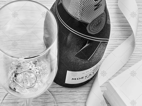 Champagne and Diamonds - JG4030