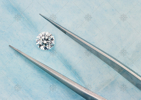 1.2ct Round Diamond on Blue  - NE1028