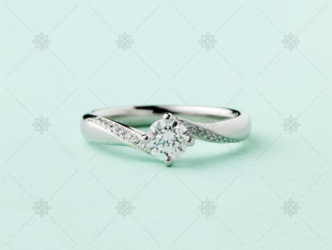 Green Diamond Set Shoulder Ring - MJ1033c