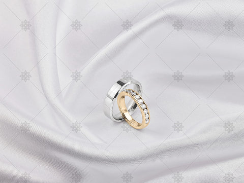Bride and Groom ring on white silk - NC1021